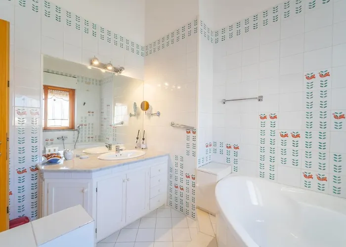 Konukevi Domo Nora Olbia