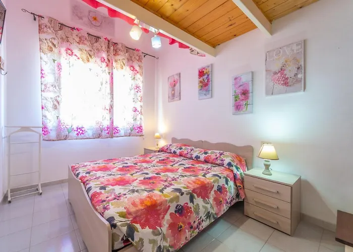 Domo Nora Konukevi *